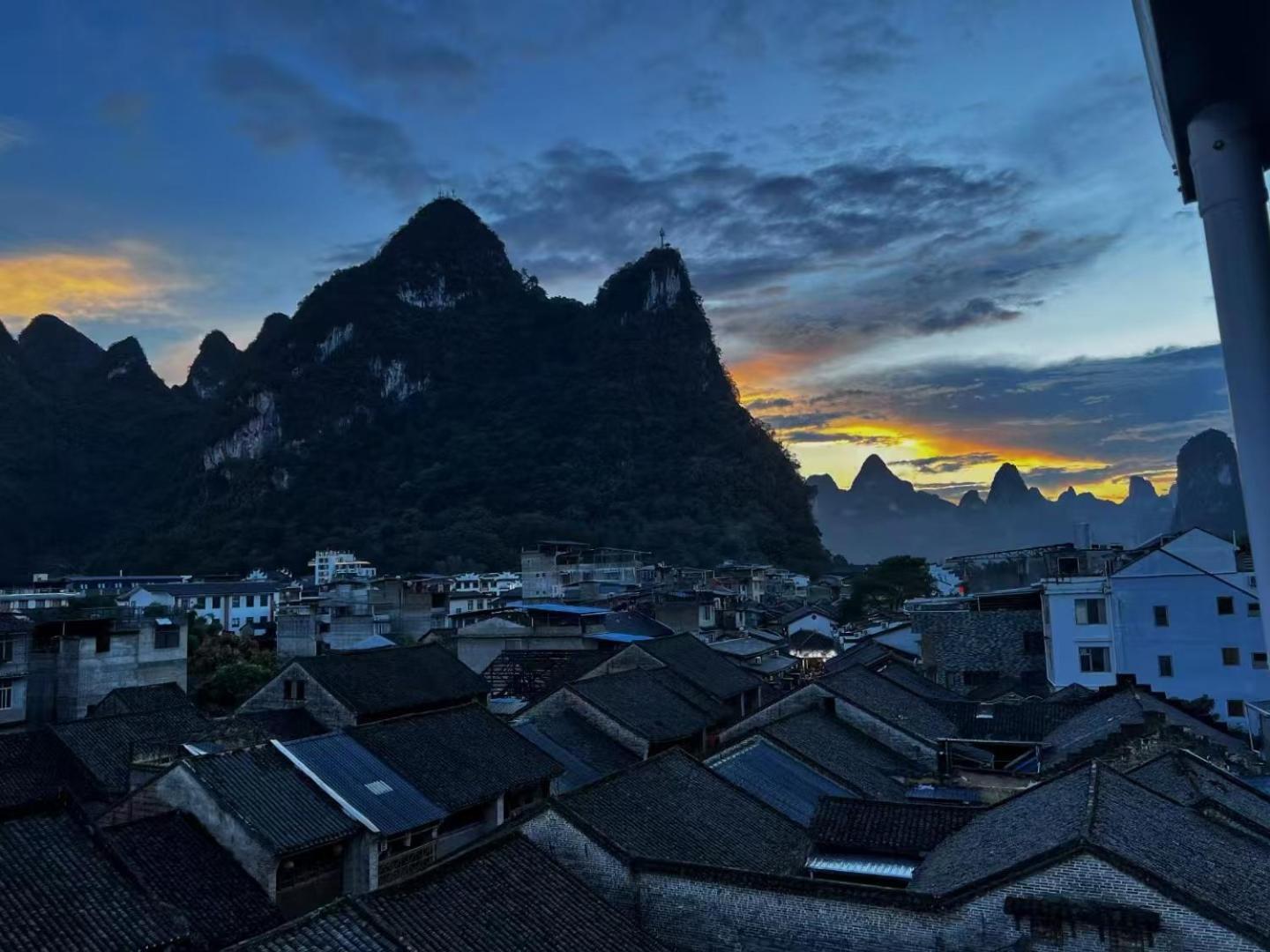 Autumn Inn Yangshuo Exterior foto